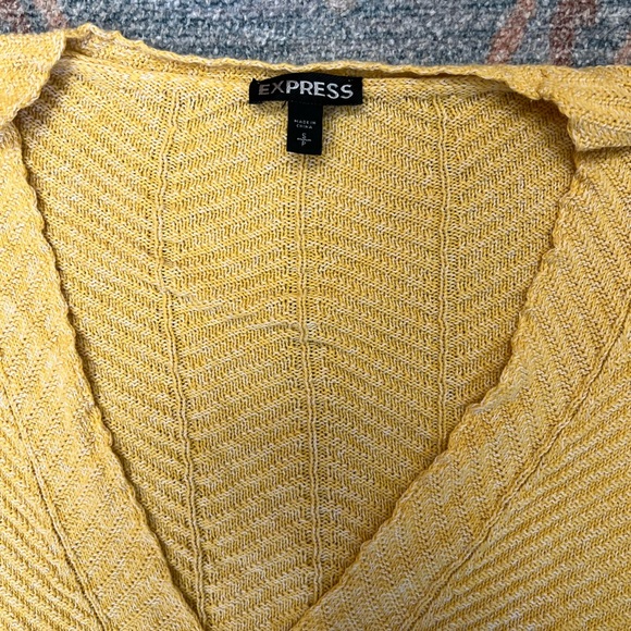 Express- Yellow V-Neck Women's Sweater - Picture 2 of 3